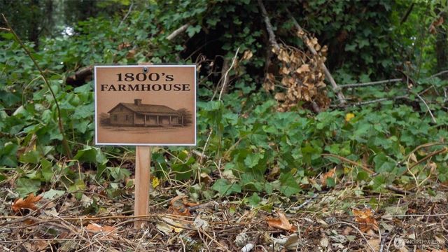 11000 xxx State Hwy 305 NE, Bainbridge Island, WA 98110