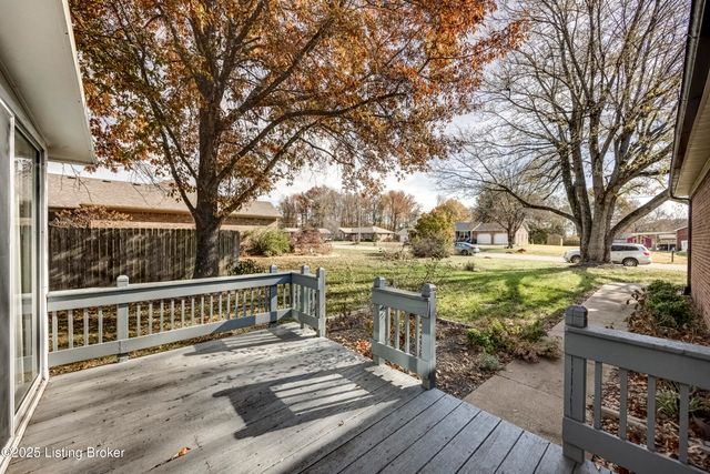 101 Highland Dr, Bardstown, KY 40004