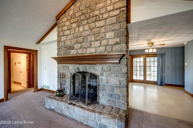 101 Highland Dr, Bardstown, KY 40004