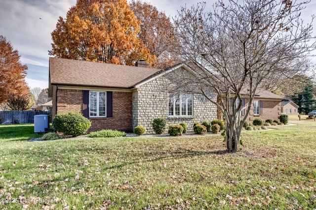 101 Highland Dr, Bardstown, KY 40004