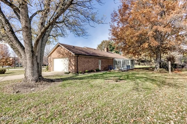 101 Highland Dr, Bardstown, KY 40004