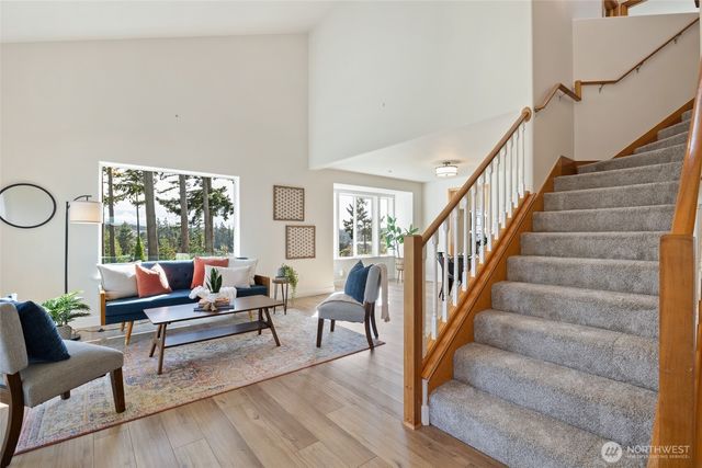 2255 Aviator Lane, Oak Harbor, WA 98277