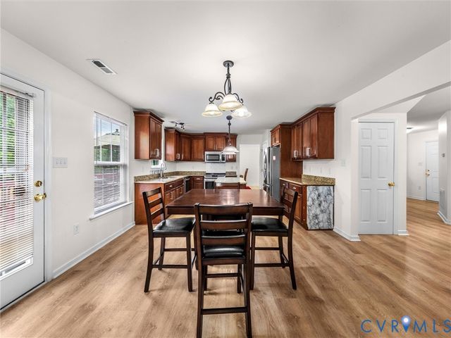 13207 Abbeydale Dr, Chesterfield, VA 23831