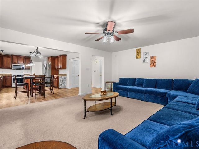 13207 Abbeydale Dr, Chesterfield, VA 23831