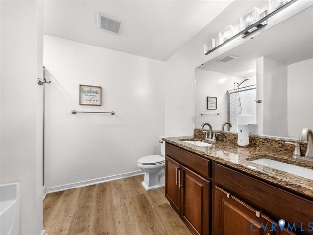 13207 Abbeydale Dr, Chesterfield, VA 23831