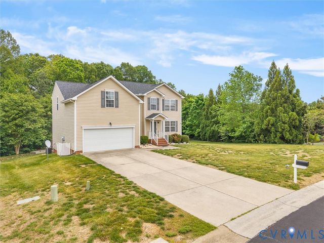 13207 Abbeydale Dr, Chesterfield, VA 23831