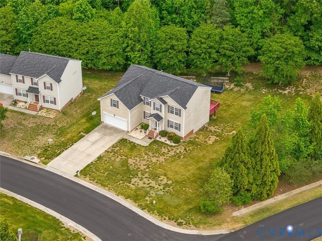 13207 Abbeydale Dr, Chesterfield, VA 23831