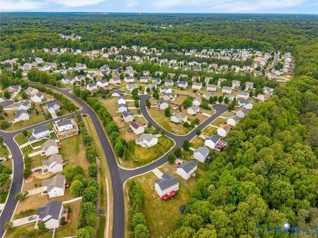 13207 Abbeydale Dr, Chesterfield, VA 23831