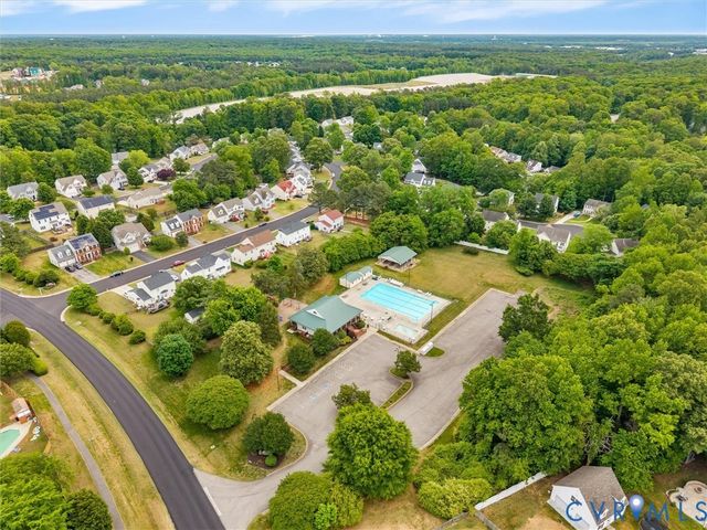 13207 Abbeydale Dr, Chesterfield, VA 23831