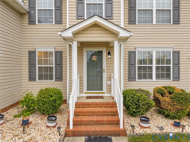 13207 Abbeydale Dr, Chesterfield, VA 23831