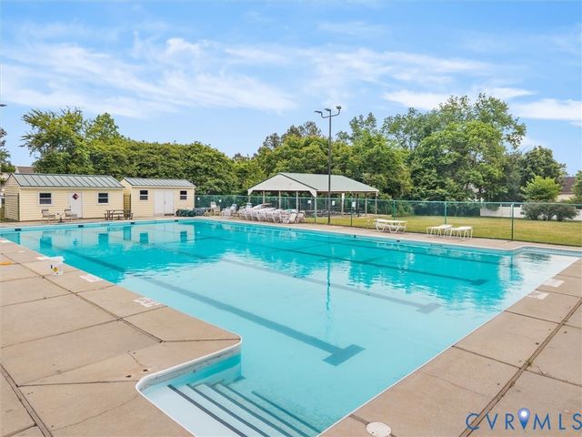 13207 Abbeydale Dr, Chesterfield, VA 23831