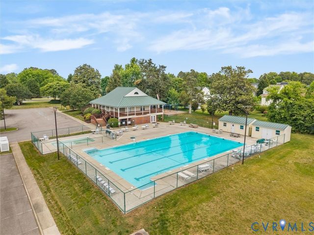 13207 Abbeydale Dr, Chesterfield, VA 23831