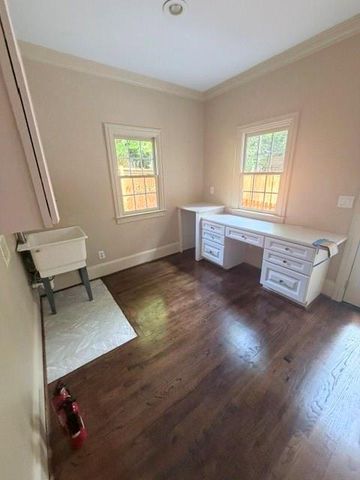 440 Hillside Drive NW, Atlanta, GA 30342