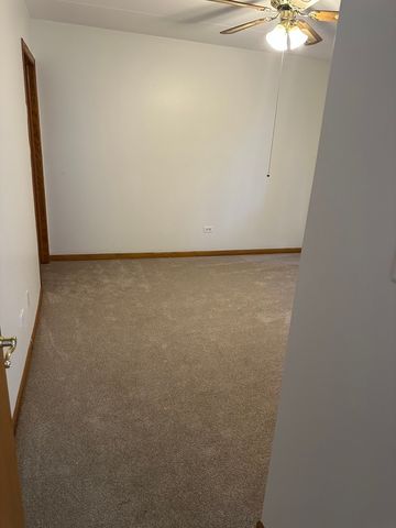 9529 Minnick Avenue 1S, Oak Lawn, IL 60453
