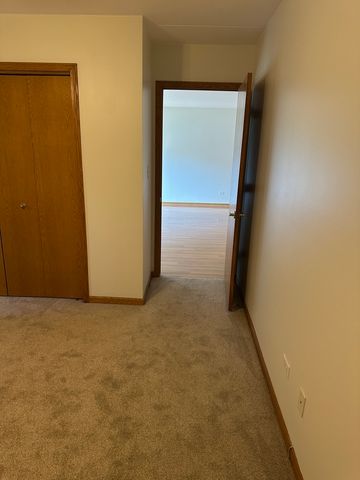 9529 Minnick Avenue 1S, Oak Lawn, IL 60453