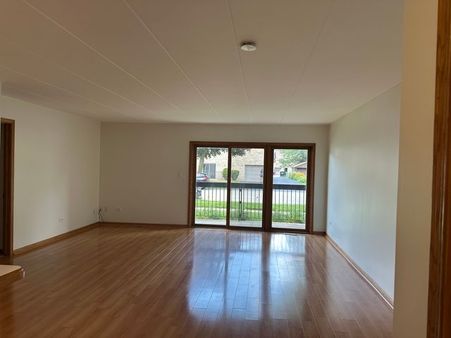 9529 Minnick Avenue 1S, Oak Lawn, IL 60453