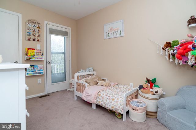 94 CATHERINE CT, Levittown, PA 19057
