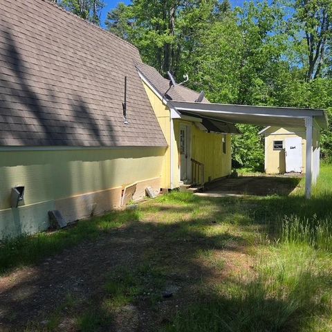 18 GORHAM Drive, Dunbarton, NH 03046