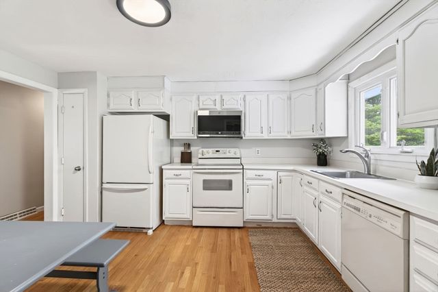 306 Franklin St, Mansfield, MA 02048