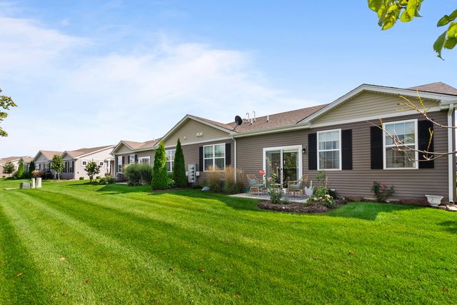 6328 Maple Glen Drive, Wonder Lake, IL 60097