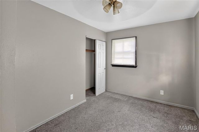 1240 Lakeview Avenue, St Louis, MO 63138