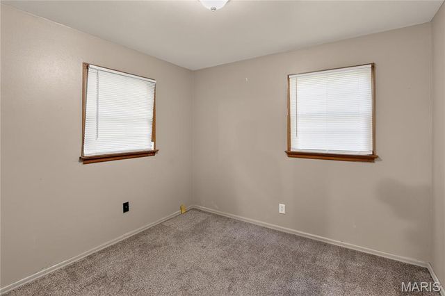 1240 Lakeview Avenue, St Louis, MO 63138