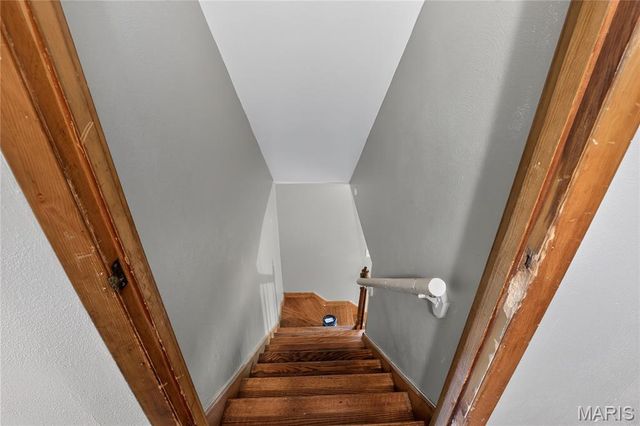 1240 Lakeview Avenue, St Louis, MO 63138