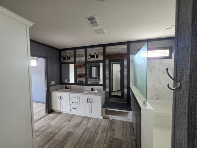 2443 Lindsey, Robstown, TX 78380