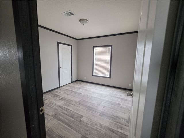 2443 Lindsey, Robstown, TX 78380