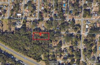 7660 Aaron Dr, Pensacola, FL 32534