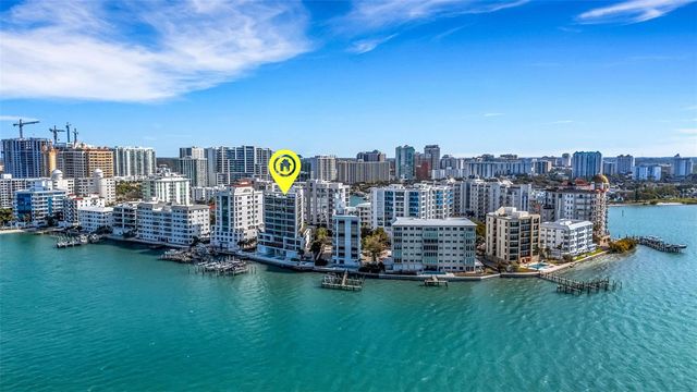 280 GOLDEN GATE POINT 200, Sarasota, FL 34236