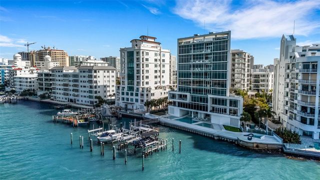 280 GOLDEN GATE POINT 200, Sarasota, FL 34236