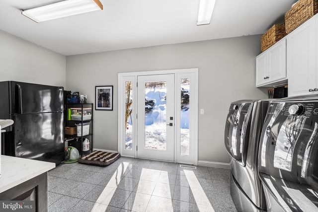 2800 HORSESHOE TRL, Chester Springs, PA 19425