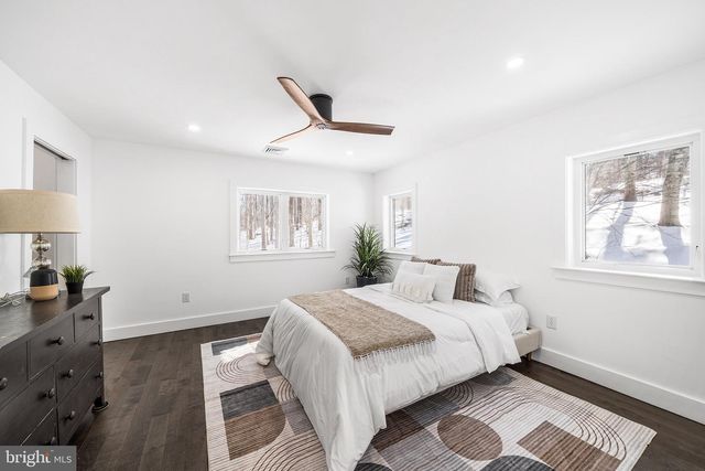 2800 HORSESHOE TRL, Chester Springs, PA 19425