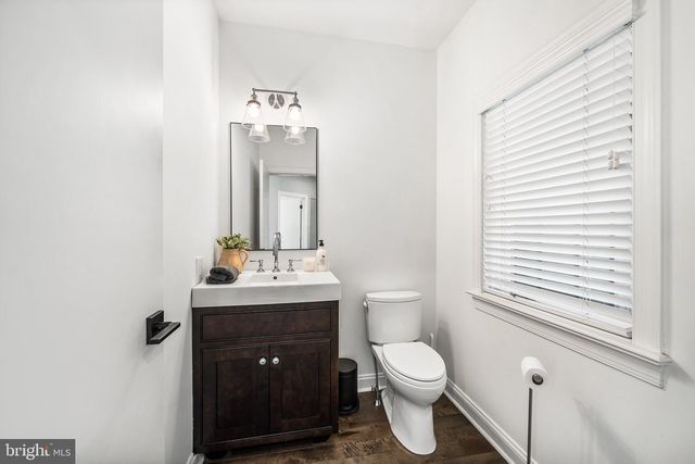 2800 HORSESHOE TRL, Chester Springs, PA 19425