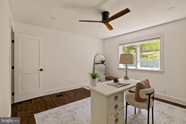 2800 HORSESHOE TRL, Chester Springs, PA 19425