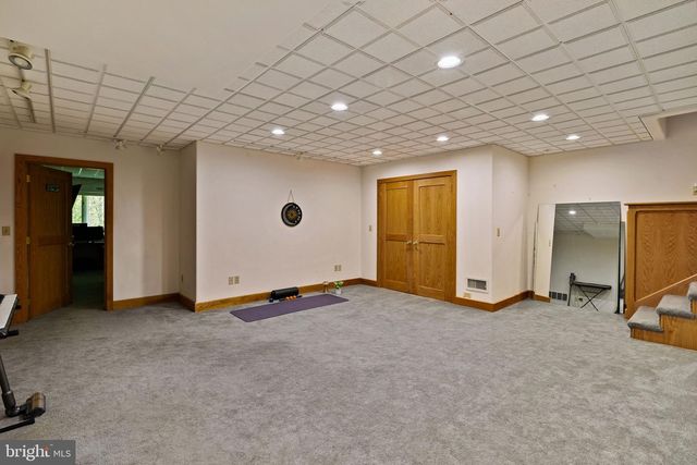 2800 HORSESHOE TRL, Chester Springs, PA 19425