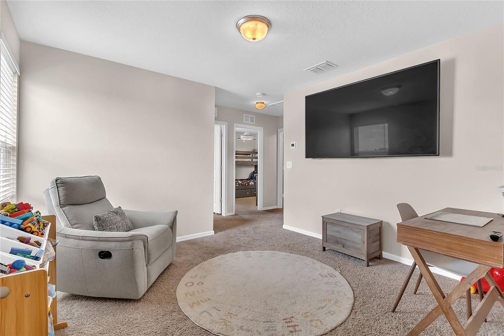 Image 15 of property listing at 313 W ASTER COURT, Kissimmee, FL 34759