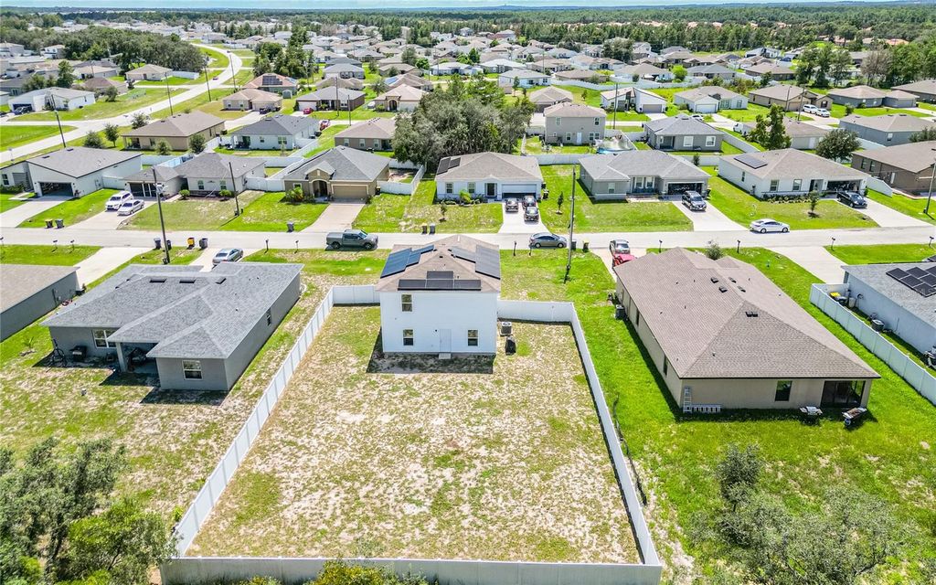 Image 26 of property listing at 313 W ASTER COURT, Kissimmee, FL 34759