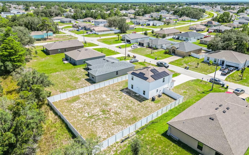 Image 27 of property listing at 313 W ASTER COURT, Kissimmee, FL 34759