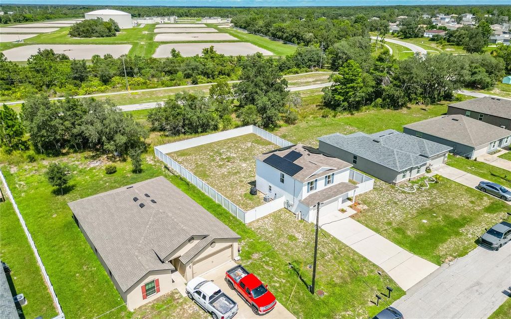 Image 28 of property listing at 313 W ASTER COURT, Kissimmee, FL 34759
