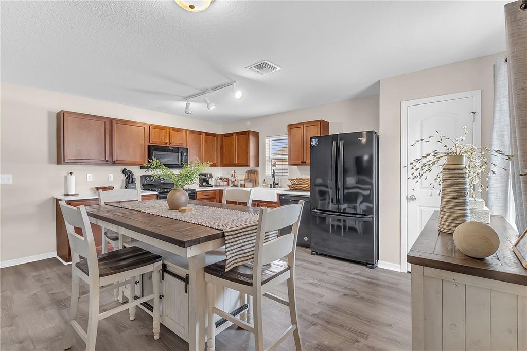 Image 9 of property listing at 313 W ASTER COURT, Kissimmee, FL 34759