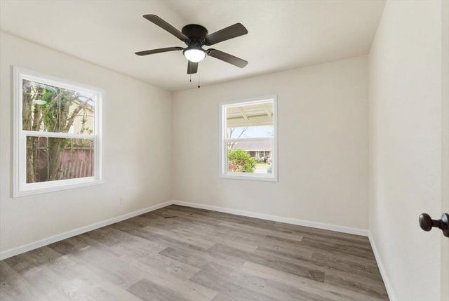 2436 Knoll St, Sacramento, CA 95815