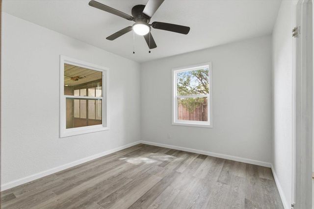 2436 Knoll St, Sacramento, CA 95815