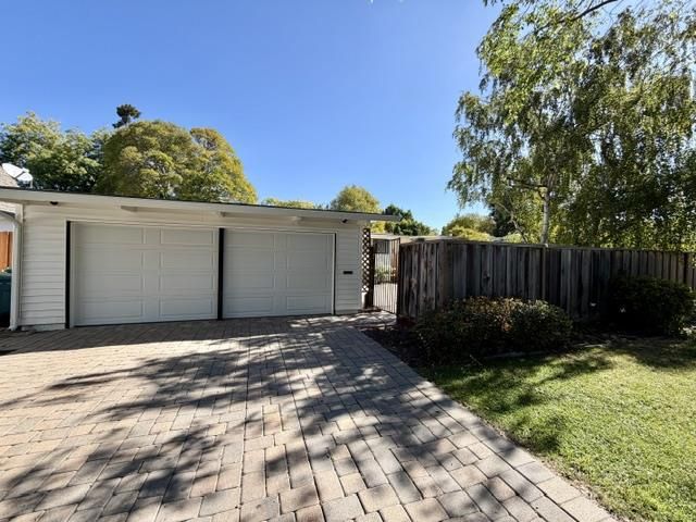 3271 Bryant Street, Palo Alto, CA 94306