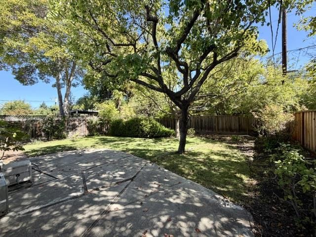 3271 Bryant Street, Palo Alto, CA 94306