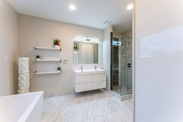 4013 Ivanhoe Lane, Dallas, TX 75212