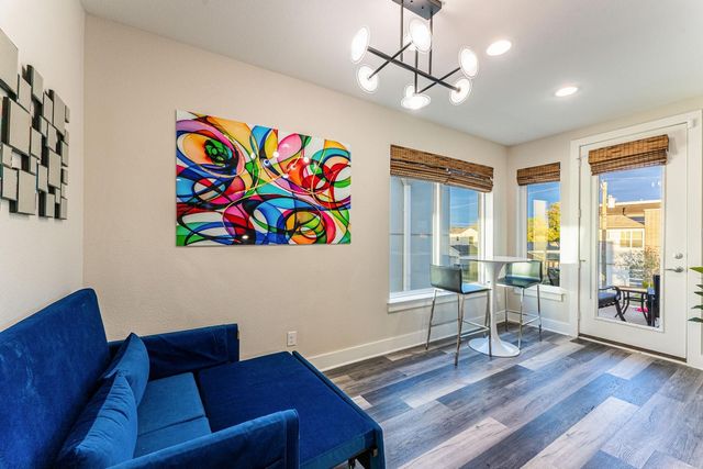 4013 Ivanhoe Lane, Dallas, TX 75212