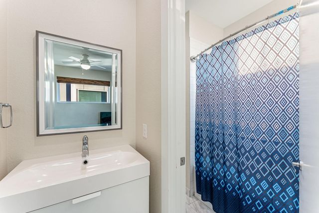 4013 Ivanhoe Lane, Dallas, TX 75212