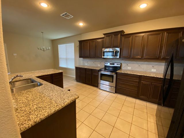 1201 Honeywood Lane, Royse City, TX 75189
